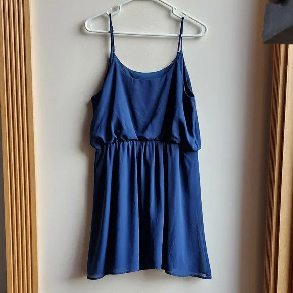 Olive & Oak Lightweight Blue Dress Size Large - Picture 15 of 16